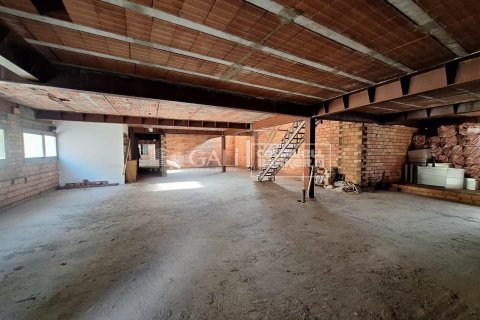 Propiedad comercial de 7623 m² en alquiler en Principado De Andorra (Ninguna Poblacion Tiene C.P.), Lérida, Cataluña, Spain № 6146 - foto 25