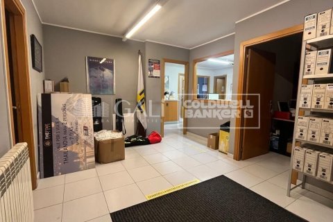 232 m² office à louer à Principado De Andorra (Ninguna Poblacion Tiene C.P.), Lleida, Catalonia, Spain № 6141 - photo 15