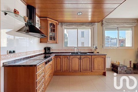 Сasa de 5 dormitorios en venta en Montornès del Vallès, Barcelona, Cataluña, Spain № 7572 - foto 12