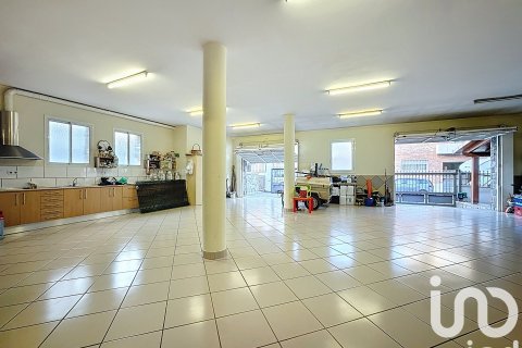 Сasa de 5 dormitorios en venta en Montornès del Vallès, Barcelona, Cataluña, Spain № 7572 - foto 27