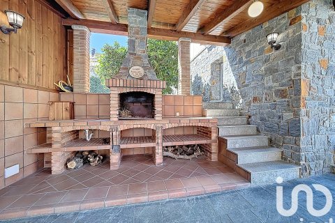 Сasa de 5 dormitorios en venta en Montornès del Vallès, Barcelona, Cataluña, Spain № 7572 - foto 3