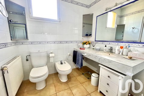 5 bedrooms house for sale in Avinyonet de Puigventos, Girona, Catalonia, Spain № 7567 - photo 27