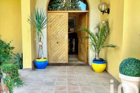 5 bedrooms house for sale in Avinyonet de Puigventos, Girona, Catalonia, Spain № 7567 - photo 9