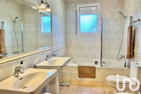 5 bedrooms house for sale in Avinyonet de Puigventos, Girona, Catalonia, Spain № 7567 - photo 26