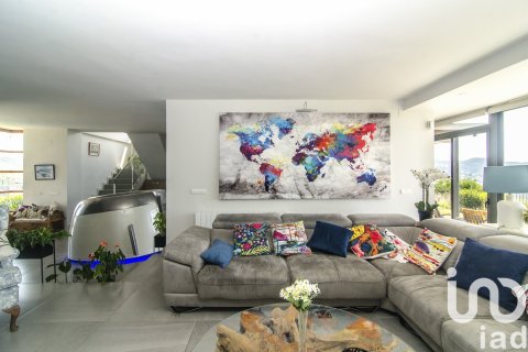 5 bedrooms house for sale in Sant Pere de Ribes, Barcelona, Catalonia, Spain № 7568 - photo 17