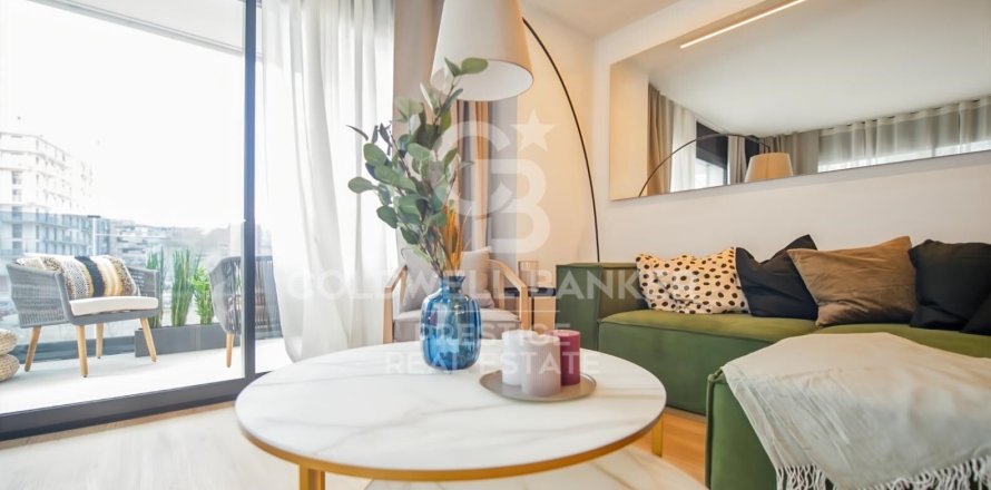 Квартира с 3 спальнями в Барселоне, Каталония, Испания № 5735