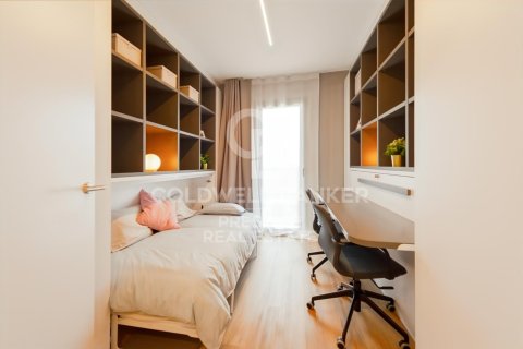 Купить квартиру в Барселона, Испания с 3 спальни, 86м², № 5735 - фото 4