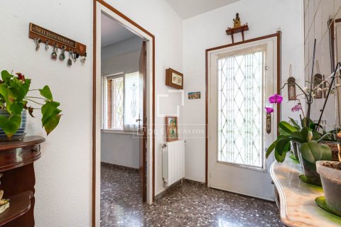 Villa de 3 dormitorios en venta en Sant Just Desvern, Barcelona, Cataluña, Spain № 4200 - foto 13