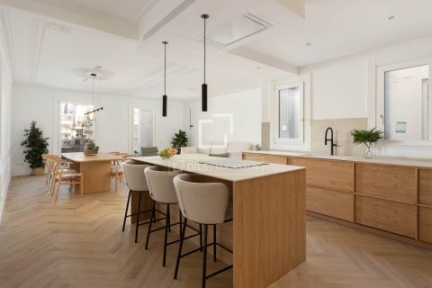 3 chambres apartment à vendre à Barcelona, Catalonia, Spain № 4196 - photo 16