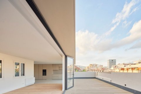 Купить квартиру в Барселона, Испания с 3 спальни, 248м², № 1065 - фото 19