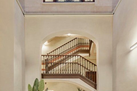 Купить квартиру в Барселона, Испания с 1 спальня, 60м², № 1063 - фото 21