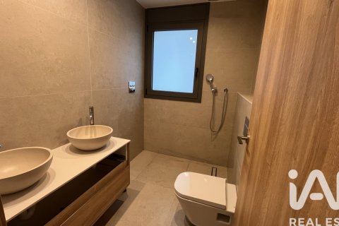 3 bedrooms house for sale in Lloret de Mar, Girona, Catalonia, Spain № 7395 - photo 5