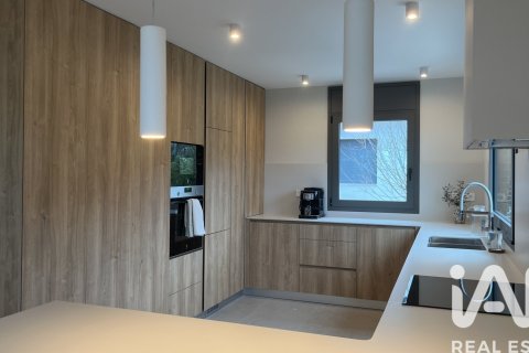 3 bedrooms house for sale in Lloret de Mar, Girona, Catalonia, Spain № 7395 - photo 24