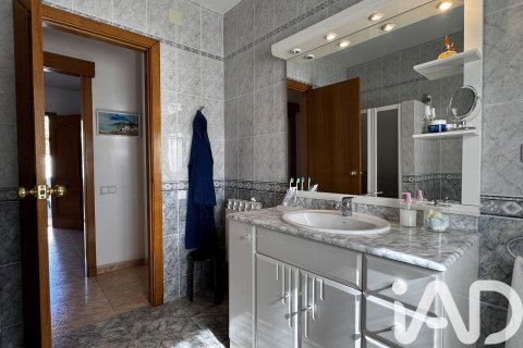 3 bedrooms house for sale in Sitges, Barcelona, Catalonia, Spain № 7397 - photo 19