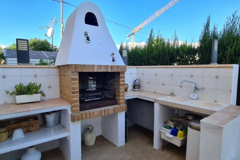 Купить дом в Л'Аметлья-де-Мар, Испания с 5 спален, 764м², № 5110 - фото 6