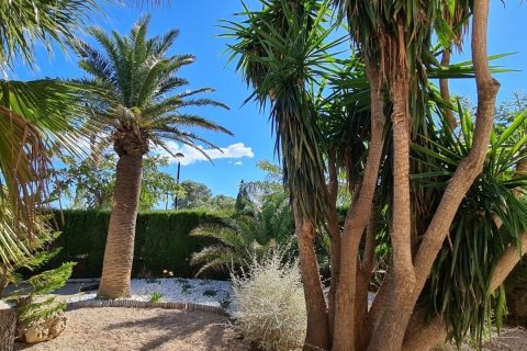 Купить дом в Л'Аметлья-де-Мар, Испания с 5 спален, 764м², № 5110 - фото 5