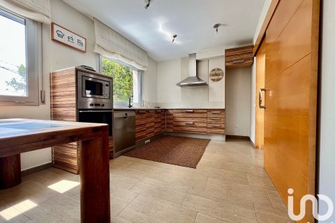 4 bedrooms house for sale in Corbera de Llobregat, Barcelona, Catalonia, Spain № 5108 - photo 9