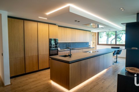 Купить дом в Вила-Сека, Испания с 5 спален, 390м², № 5107 - фото 11