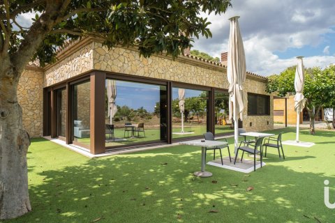 Купить дом в Вила-Сека, Испания с 5 спален, 390м², № 5107 - фото 3