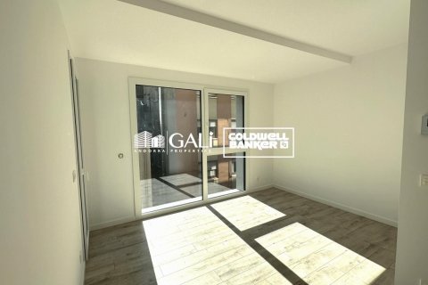 2 bedrooms apartment for sale in Principado De Andorra (Ninguna Poblacion Tiene C.P.), Lleida, Catalonia, Spain № 5368 - photo 3