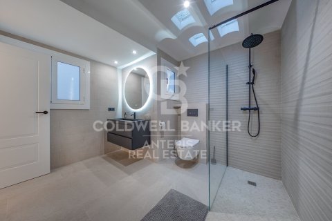 Купить квартиру в Барселона, Испания с 2 спальни, 179м², № 5369 - фото 24