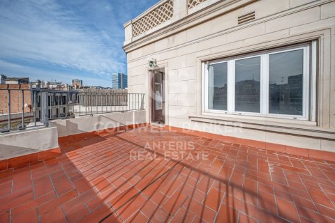 4 bedrooms penthouse for sale in Barcelona, Catalonia, Spain № 5367 - photo 10