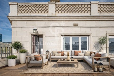 4 bedrooms penthouse for sale in Barcelona, Catalonia, Spain № 5367 - photo 8