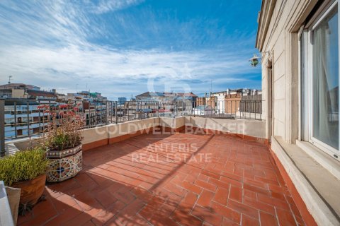 4 bedrooms penthouse for sale in Barcelona, Catalonia, Spain № 5367 - photo 7