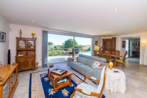 Сasa de 3 dormitorios en venta en Platja D'aro, Gerona, Cataluña, Spain № 7205 - foto 13