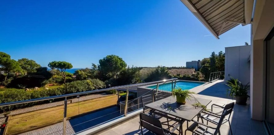 Сasa de 3 dormitorios en venta en Platja D'aro, Gerona, Cataluña, Spain № 7205