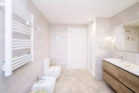 Сasa de 3 dormitorios en venta en Platja D'aro, Gerona, Cataluña, Spain № 7205 - foto 5