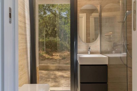 Сasa de 5 dormitorios en venta en Platja D'aro, Gerona, Cataluña, Spain № 7204 - foto 19