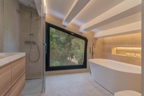 Сasa de 5 dormitorios en venta en Platja D'aro, Gerona, Cataluña, Spain № 7204 - foto 13