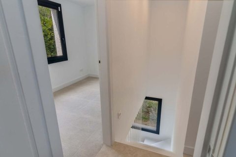 Сasa de 5 dormitorios en venta en Platja D'aro, Gerona, Cataluña, Spain № 7204 - foto 17