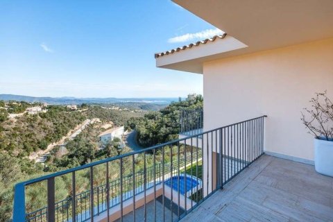 4 bedrooms house for sale in Platja D'aro, Girona, Catalonia, Spain № 7202 - photo 13