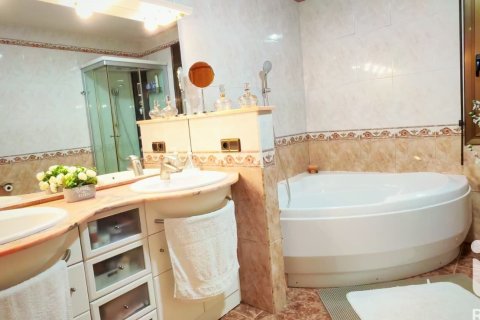 5 bedrooms house for sale in Torrelles de Foix, Barcelona, Catalonia, Spain № 7468 - photo 2