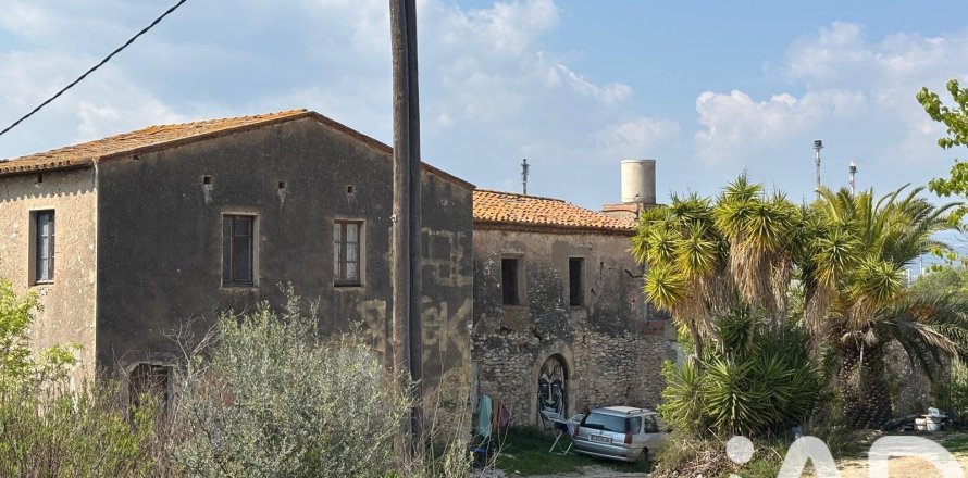 250 sq.m. house for sale in Perafort, Tarragona, Catalonia, Spain № 7469