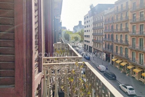 3 bedrooms apartment for rent in Barcelona, Catalonia, Spain № 6164 - photo 11