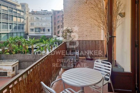 3 bedrooms apartment for rent in Barcelona, Catalonia, Spain № 6164 - photo 12