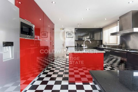 5 bedrooms penthouse for rent in Barcelona, Catalonia, Spain № 6165 - photo 26