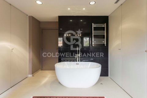 5 bedrooms penthouse for rent in Barcelona, Catalonia, Spain № 6165 - photo 21