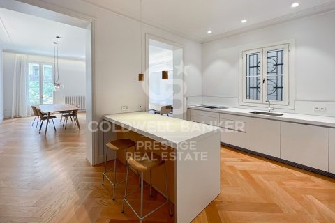 3 chambres apartment à louer à Barcelona, Catalonia, Spain № 6163 - photo 7