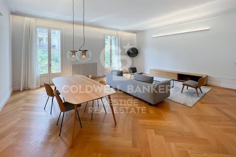 3 chambres apartment à louer à Barcelona, Catalonia, Spain № 6163 - photo 3