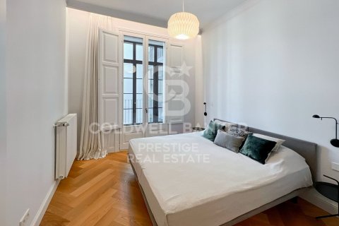 3 chambres apartment à louer à Barcelona, Catalonia, Spain № 6163 - photo 10