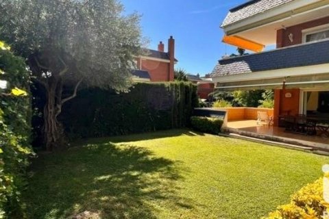 4 bedrooms apartment for sale in Sant Andreu de Llavaneres, Barcelona, Catalonia, Spain № 7327