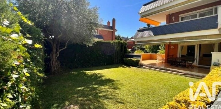 4 bedrooms apartment for sale in Sant Andreu de Llavaneres, Barcelona, Catalonia, Spain № 7327