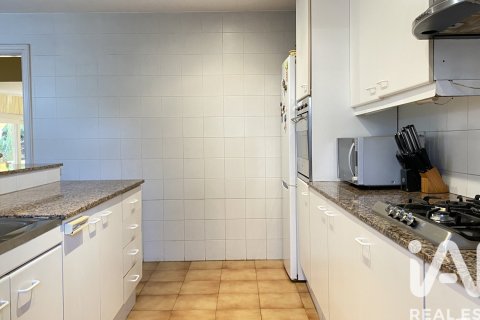 4 bedrooms apartment for sale in Sant Andreu de Llavaneres, Barcelona, Catalonia, Spain № 7327 - photo 13