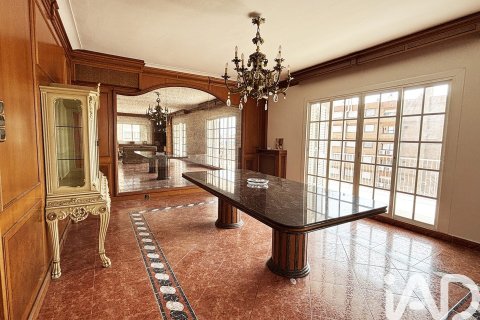 Квартира с 5 спальнями в Барселоне, Каталония, Испания № 7324