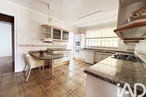 Снять в аренду квартиру в Барселона, Испания с 5 спален, 242м², № 7324 - фото 14