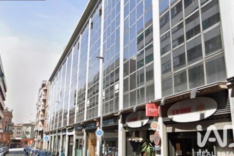 45 sq.m. commercial property for rent in Manresa, Barcelona, Catalonia, Spain № 7321 - photo 3